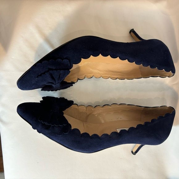 OSCAR DE LA RENTA Sz 40.5 EU Kitten Heels Pointy Toe Scallop Top Bow Pumps Shoes - Picture 8 of 10